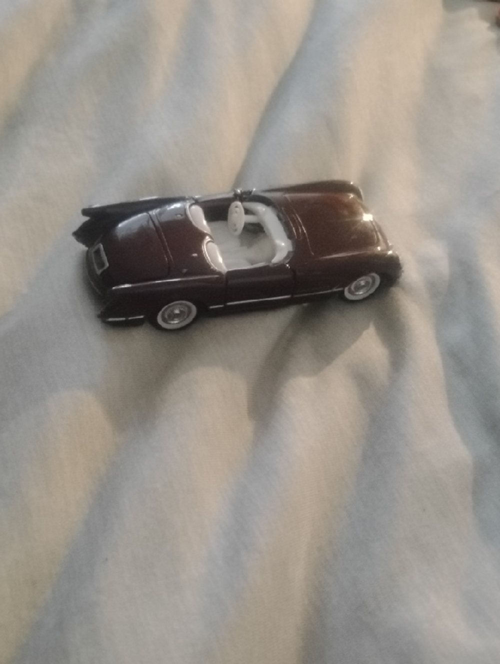 Maroon Diecast 1953 Corvette Road Champs